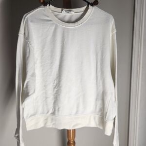 Double Zero Women’s Cropped Sweatshirt – Cream – Size Mystical Medium(Detail ⬇️)